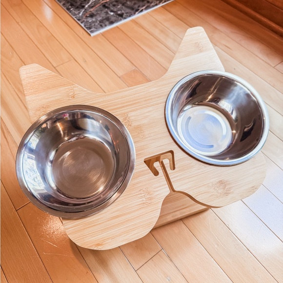 ⚡️ FRENCHIE SHAPED DOG FOOD & WATER STAND